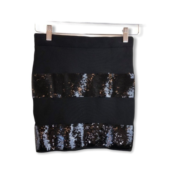 Guess Black Sequin Stripe Mini Skirt - Picture 2 of 7